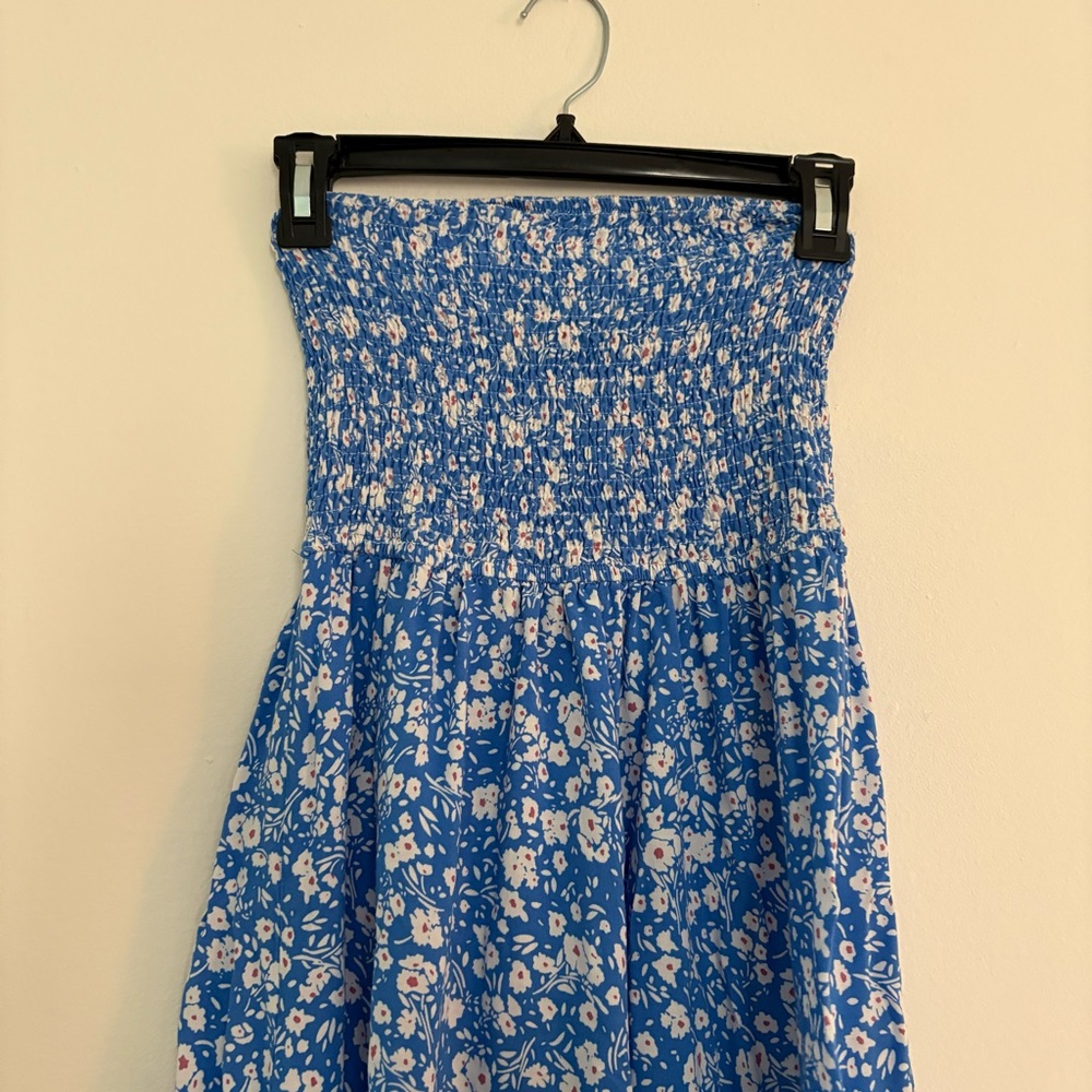 Strapless Blue and White Floral Maxi Sundress - Picture 3 of 7